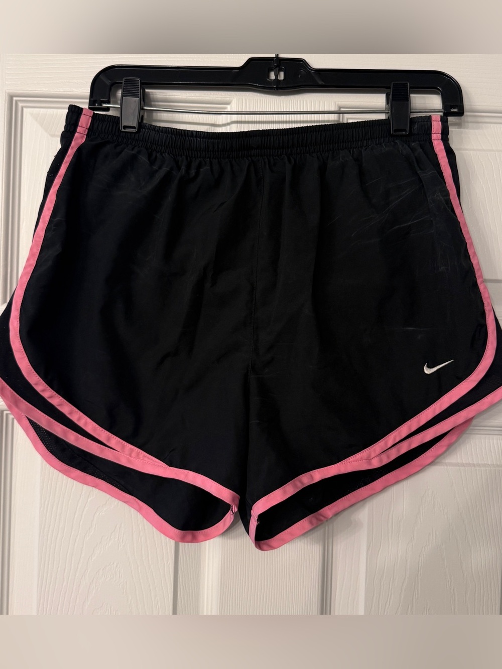 Nike Tempo Dri-Fit Lined Running Shorts Women L - Black with Pink Trim